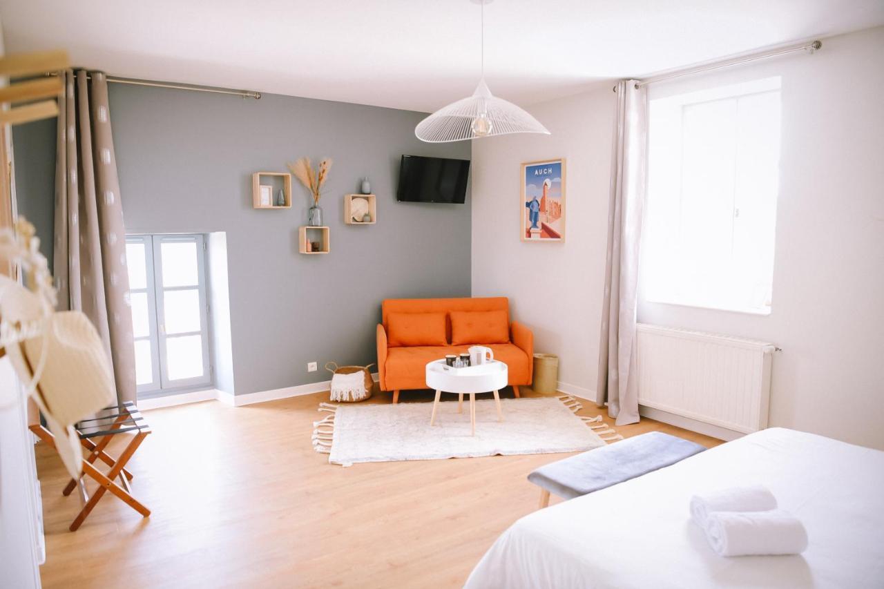 Chambre D'Hotes Domaine Le Castagne Ош Екстер'єр фото