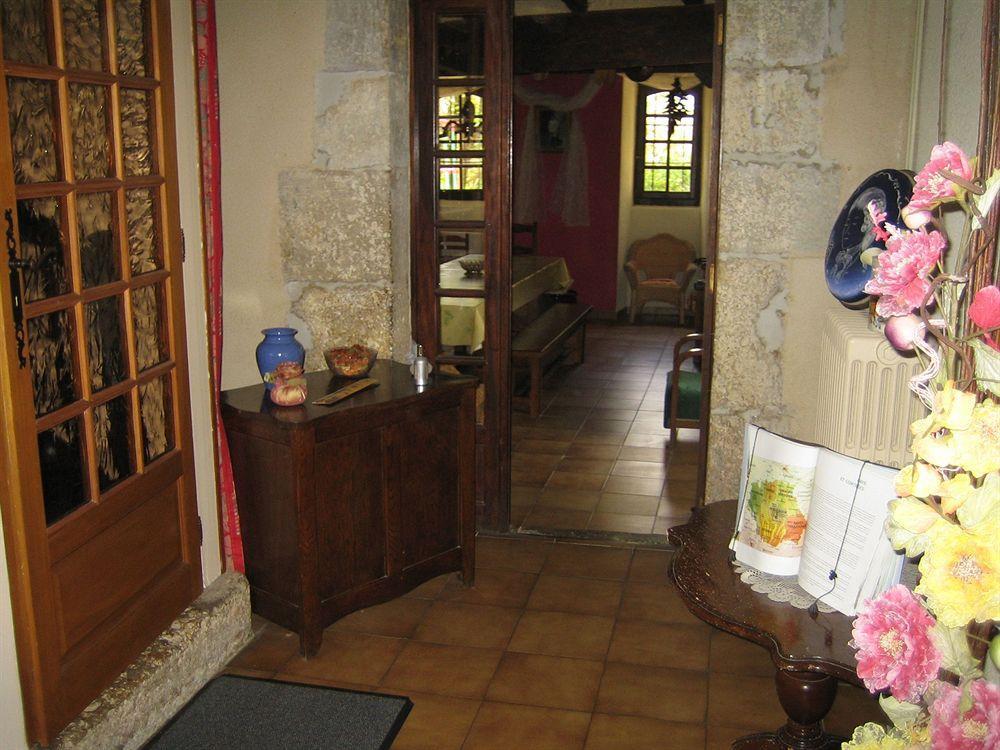 Chambre D'Hotes Domaine Le Castagne Ош Екстер'єр фото